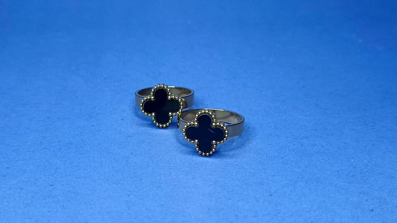 Four Leaf Lover Ring