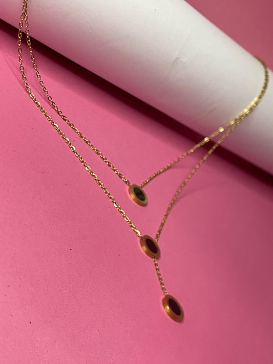 Three Stones Black Golden Necklace